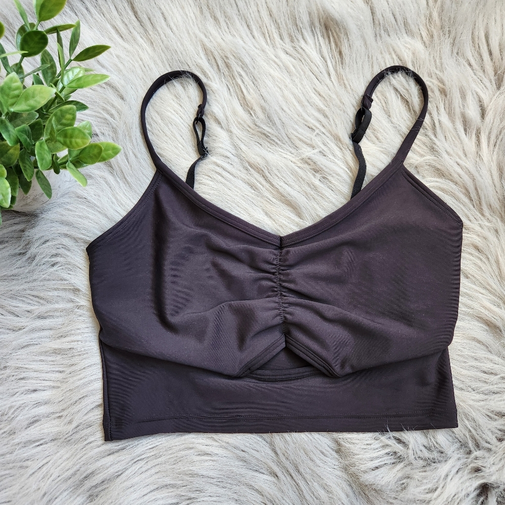 Old Navy Active Powersoft Light Support Cut Out Sports Bra